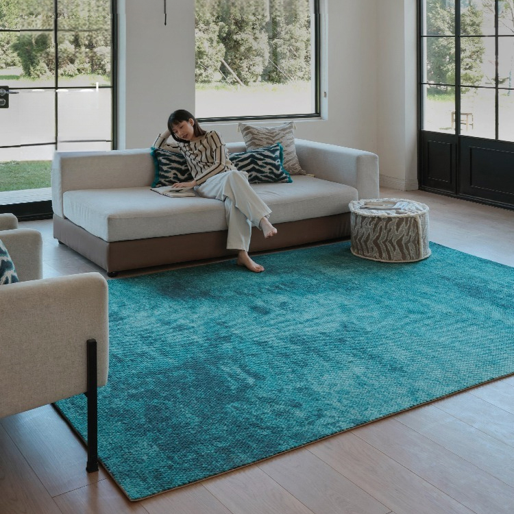 3affa1bb0a54c5bd76cc5f6ba8734df8.jpg RC09 - Image 1